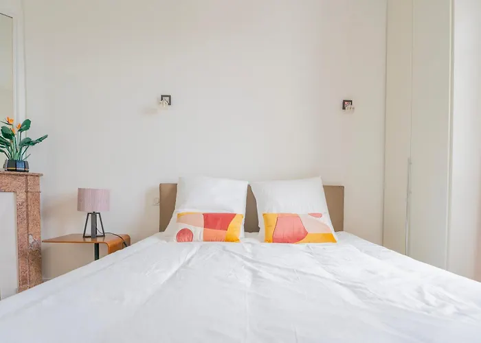 Luxury And Comfort In The Heart Of Apartment Paris