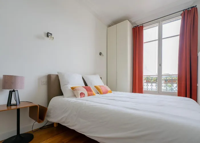 Luxury And Comfort In The Heart Of *